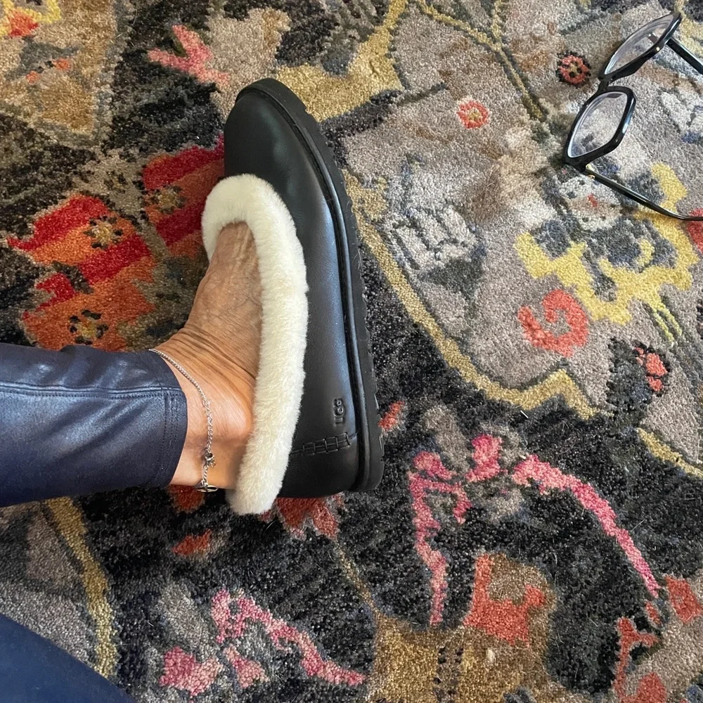 UGG Women's Black and Cream zora ballet flats - Picture 5 of 8